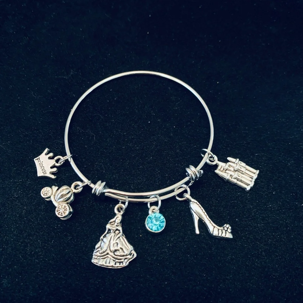 Girls Cinderella inspired bangle bracelet